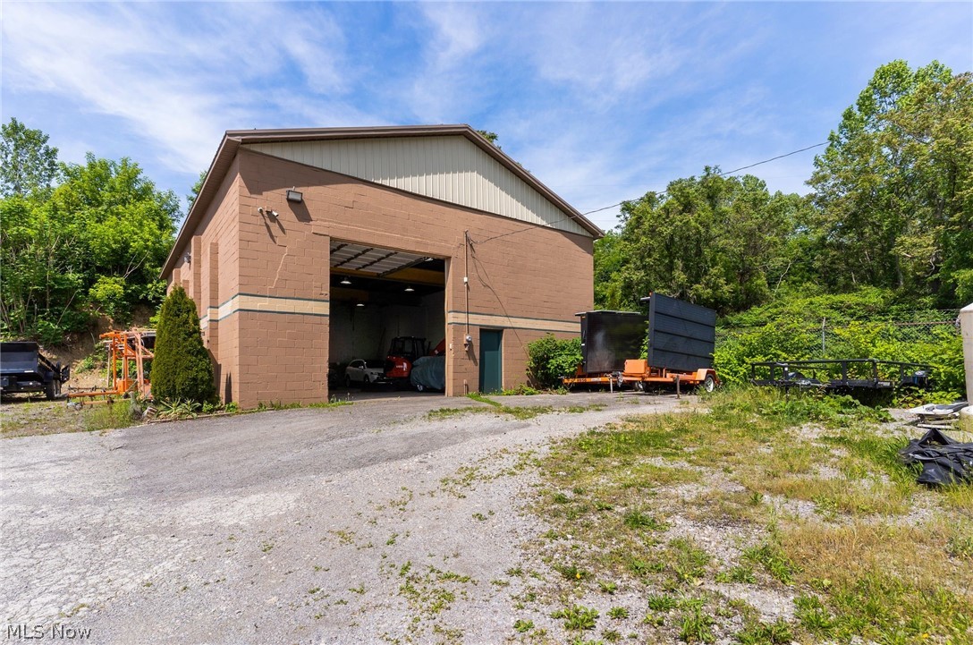 1104 Andrews Avenue Youngstown OH 44505