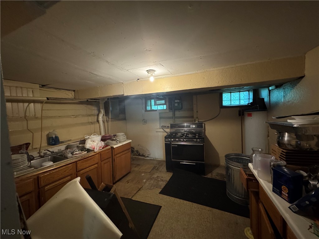 4105 E 114th Street E Cleveland OH 44105