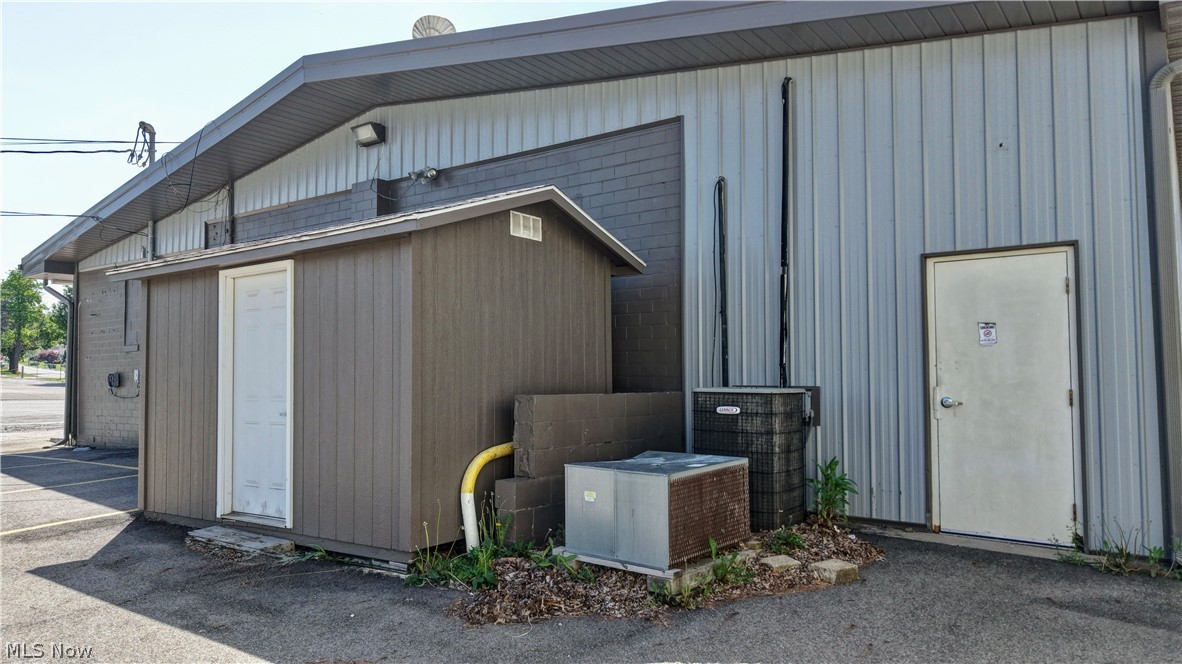 1414 Chestnut Street Coshocton OH 43812