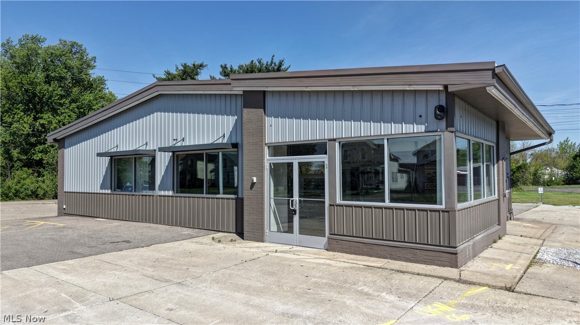 1414 Chestnut Street Coshocton OH 43812