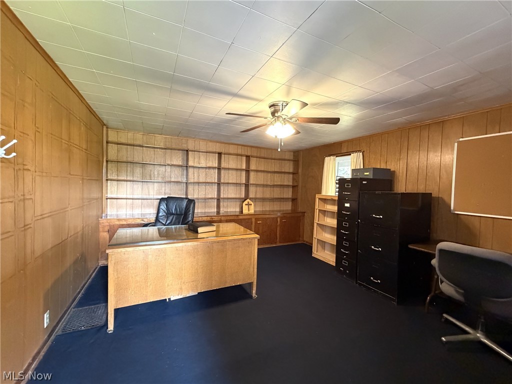 522 N Canal Street Newton Falls OH 44444