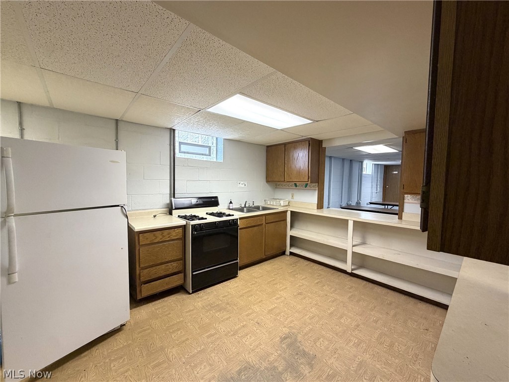 522 N Canal Street Newton Falls OH 44444