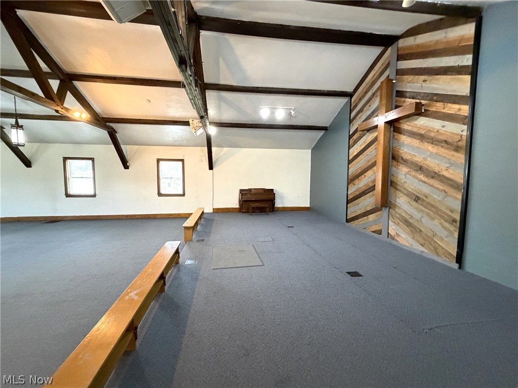 522 N Canal Street Newton Falls OH 44444
