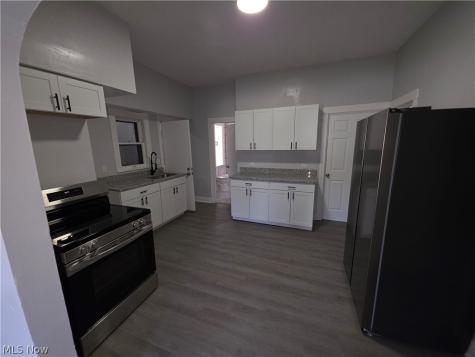14201 Westropp Avenue Cleveland OH 44110