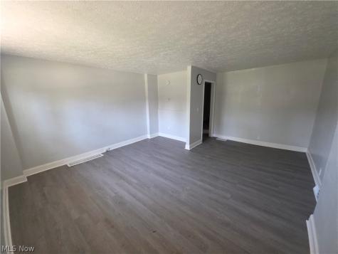 14201 Westropp Avenue Cleveland OH 44110