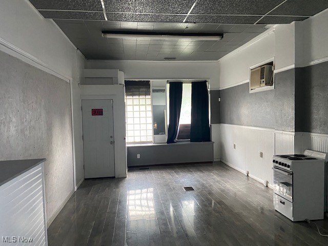 455 E 200th Street Euclid OH 44119