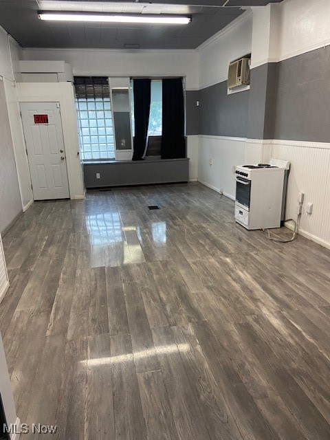 455 E 200th Street Euclid OH 44119