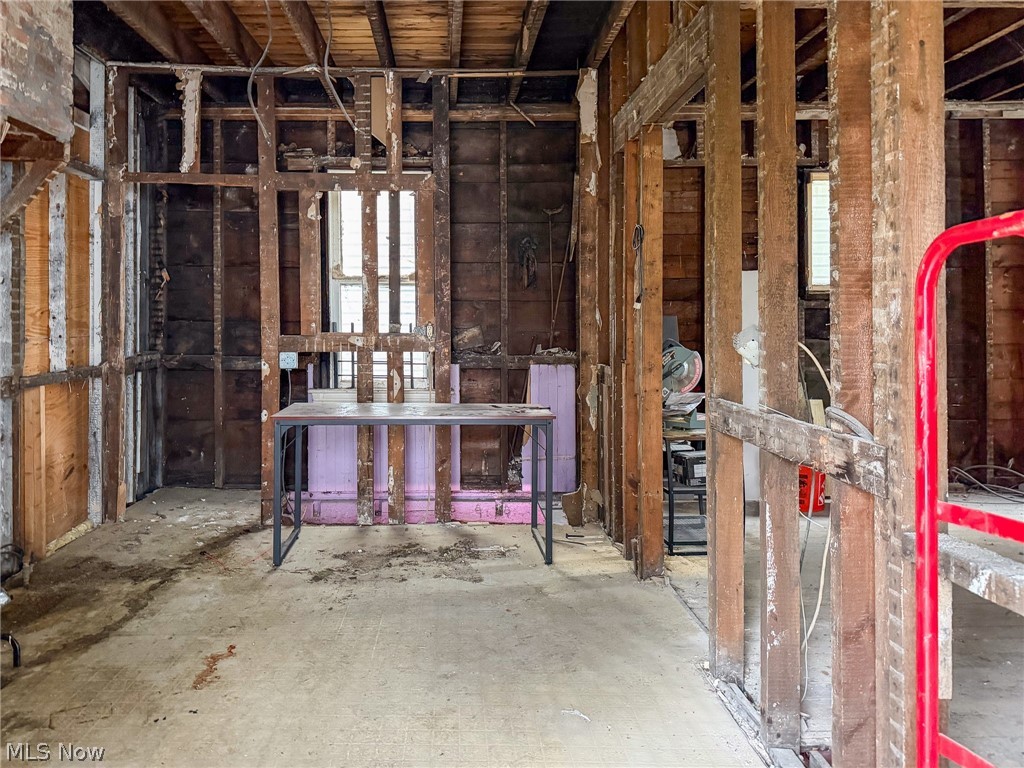 8301 Lake Avenue Cleveland OH 44102