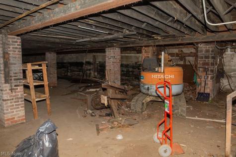 516 W 48th Street Ashtabula OH 44004