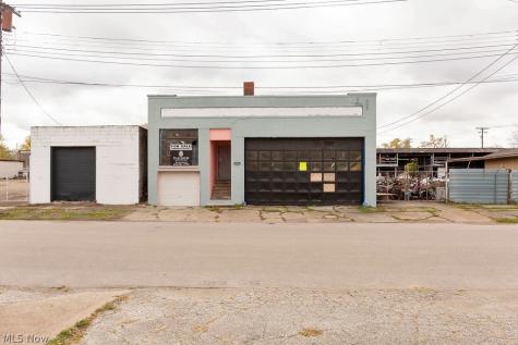 516 W 48th Street Ashtabula OH 44004