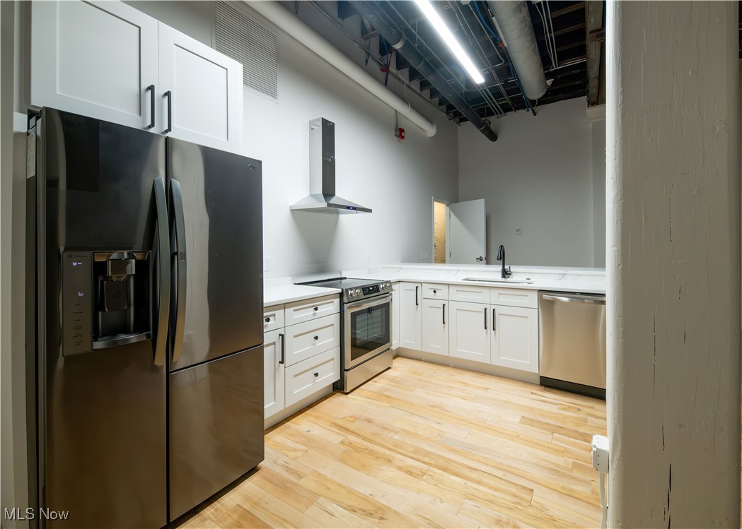 635 W Lakeside Avenue Cleveland OH 44113