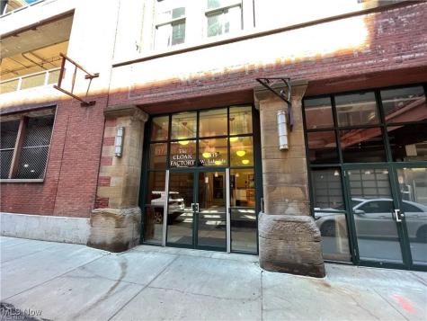 635 W Lakeside Avenue Cleveland OH 44113