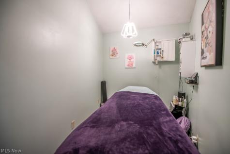411 W Canal Street Malvern OH 44644
