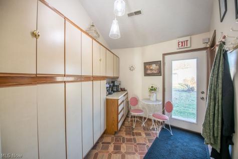 411 W Canal Street Malvern OH 44644