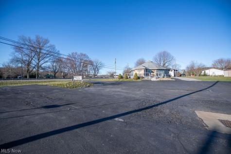 411 W Canal Street Malvern OH 44644