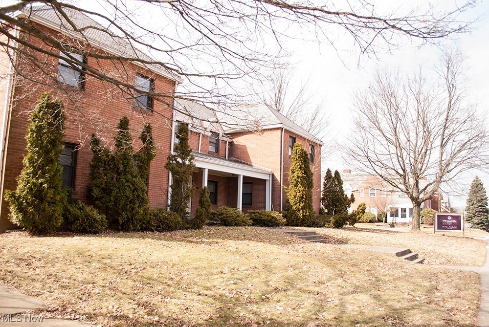 795-796 5th Street Youngstown OH 44471