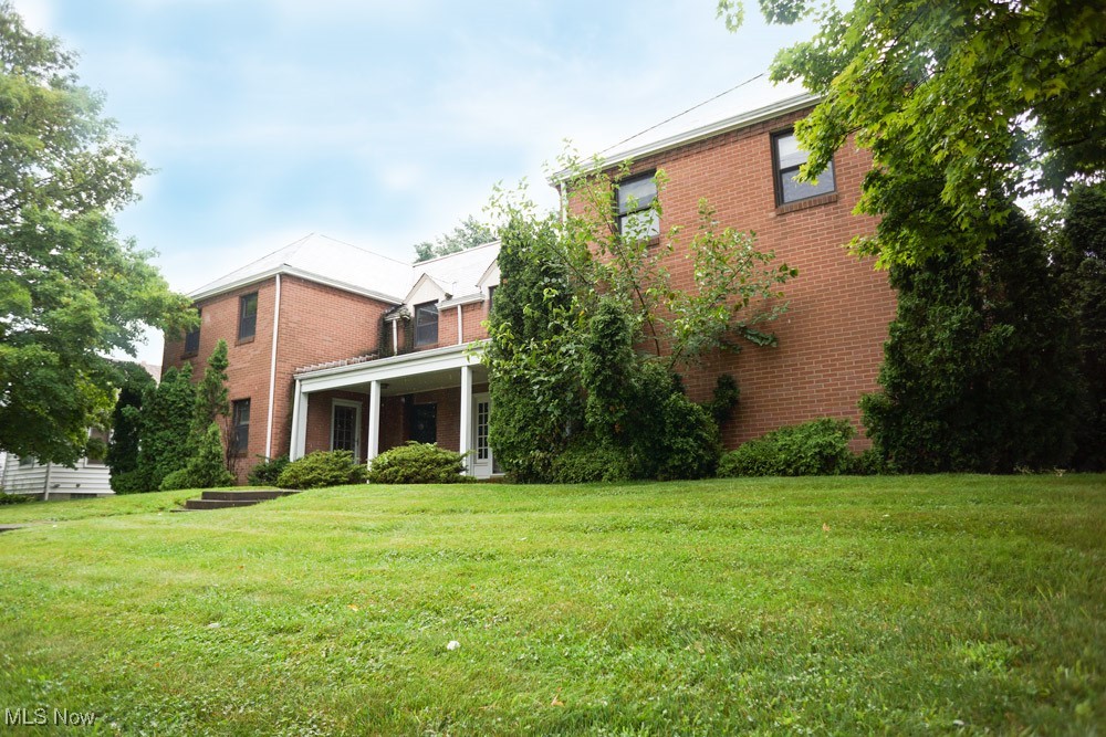 795-796 5th Street Youngstown OH 44471