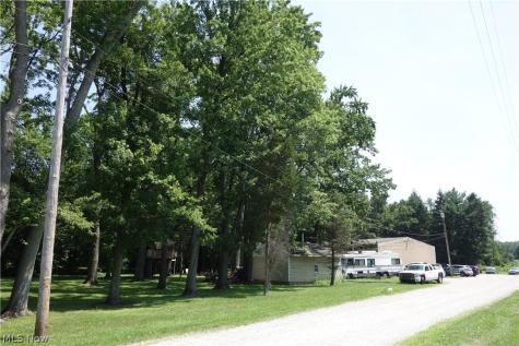 3053 Barber Road Barberton OH 44203