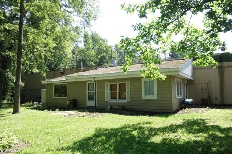 3053 Barber Road Barberton OH 44203