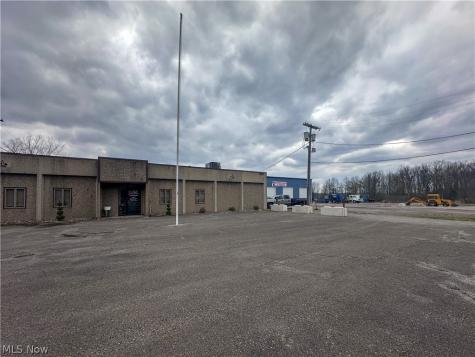 1617 Warren Avenue Niles OH 44446