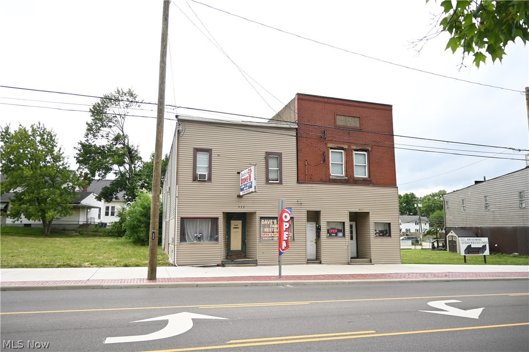 937 Wooster Road W Barberton OH 44203