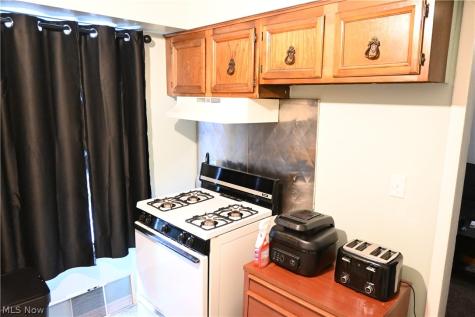 937 Wooster Road W Barberton OH 44203