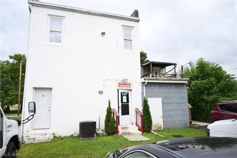 937 Wooster Road W Barberton OH 44203