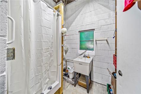 11764 Girdled Road Concord OH 44077