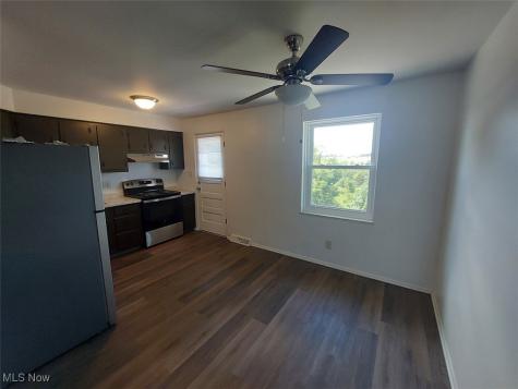 427-445 Woodland Avenue Steubenville OH 43952