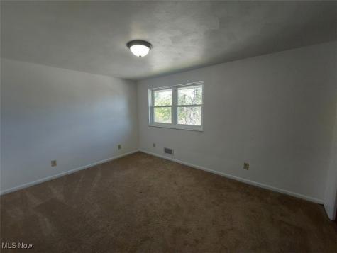 427-445 Woodland Avenue Steubenville OH 43952