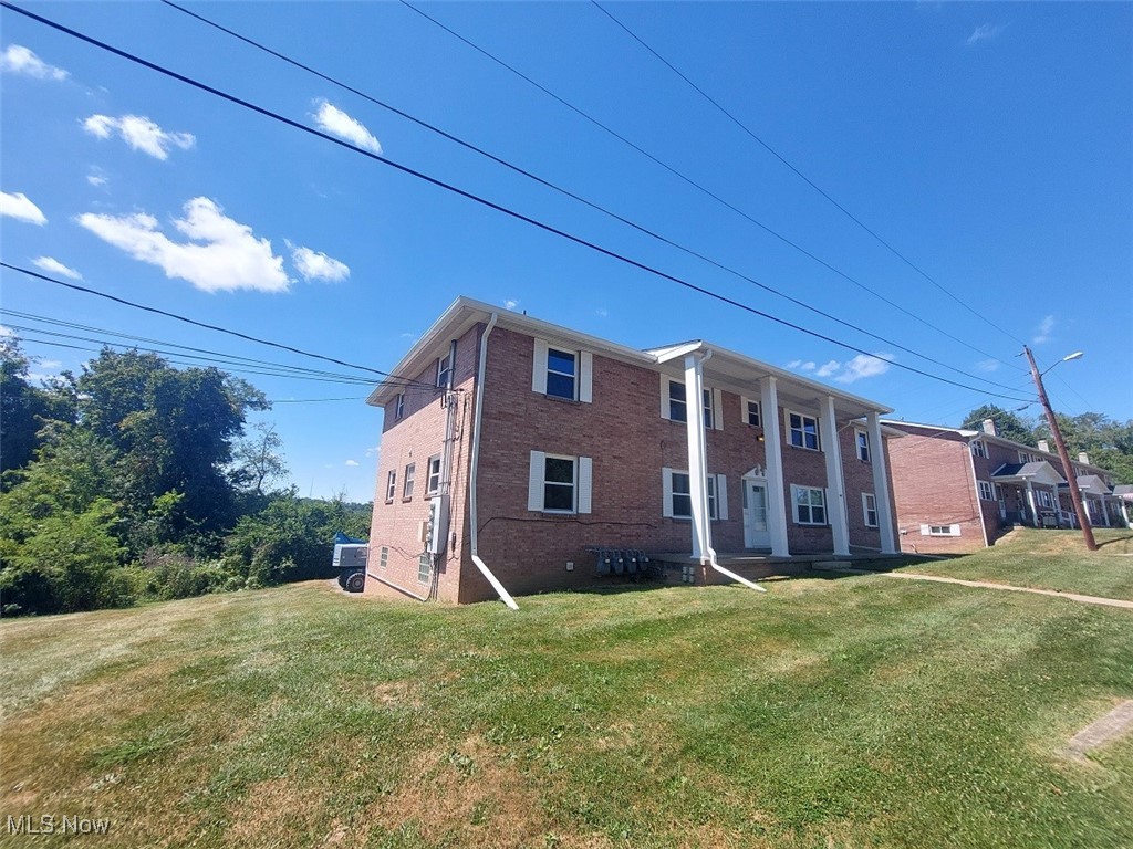 427-445 Woodland Avenue Steubenville OH 43952