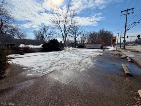 30447 Lorain Road North Olmsted OH 44070