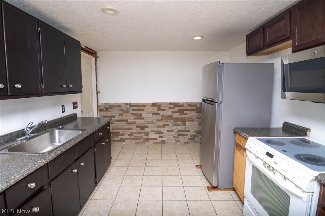 1179 State Route 213 Steubenville OH 43952