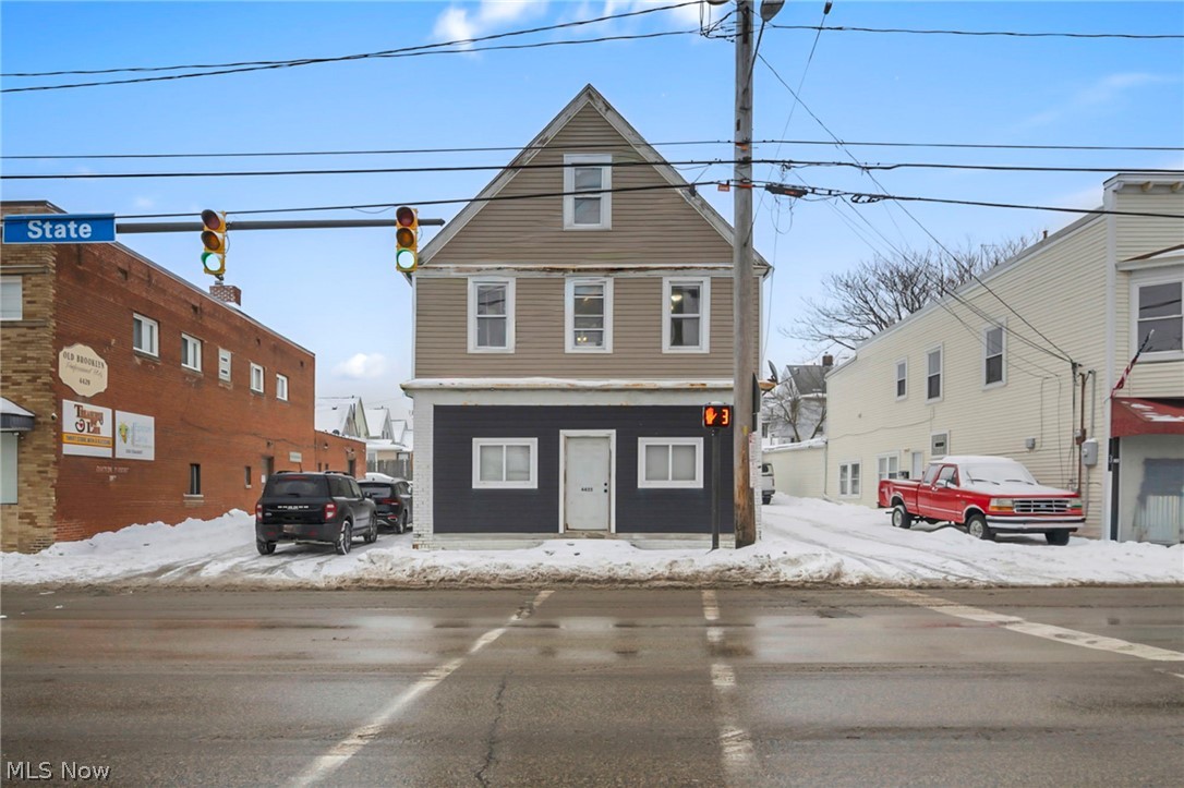 4435 State Road Cleveland OH 44109