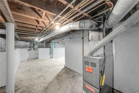 4435 State Road Cleveland OH 44109