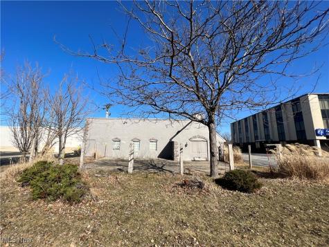 321 Babbitt Road Euclid OH 44123