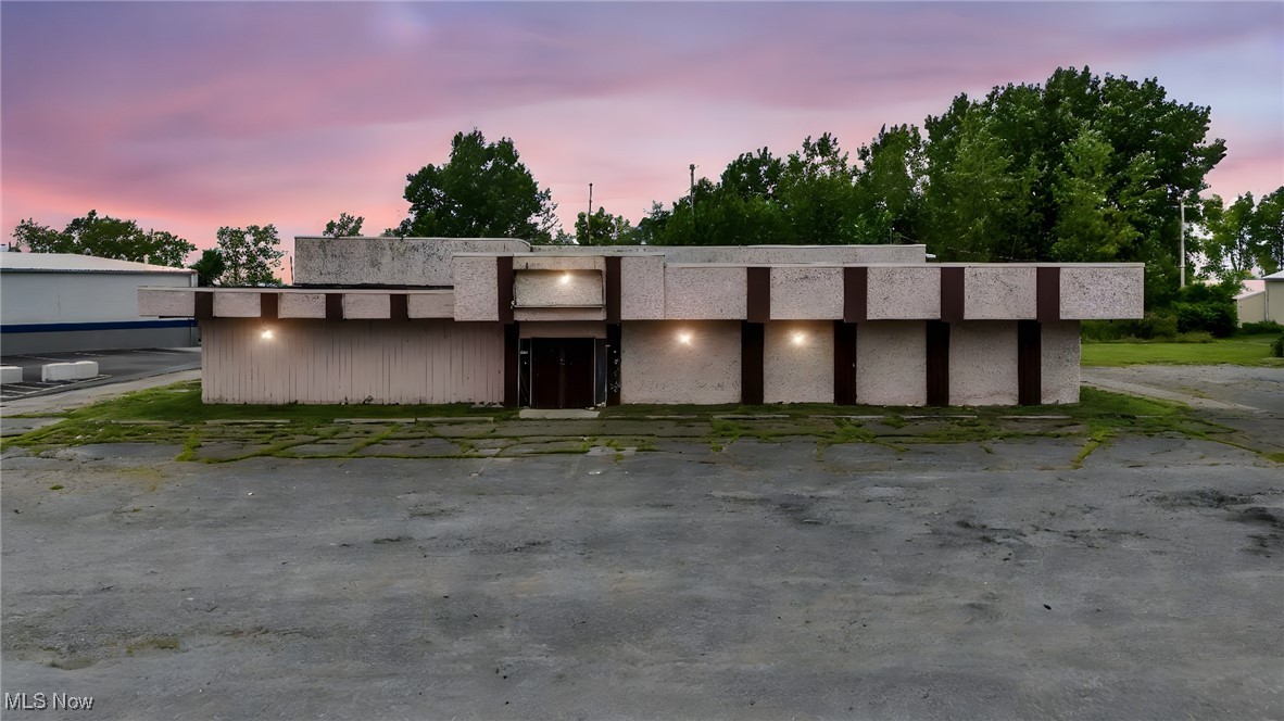 4876 W Erie Avenue Lorain OH 44053