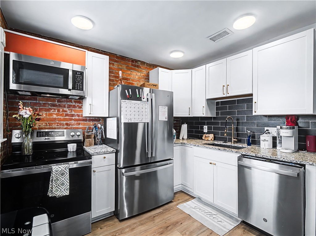 37931 Vine Street Willoughby OH 44094