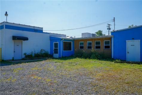 356 E Maryland Avenue Sebring OH 44672