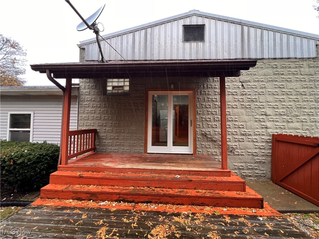 44993 Crestview Road Columbiana OH 44408