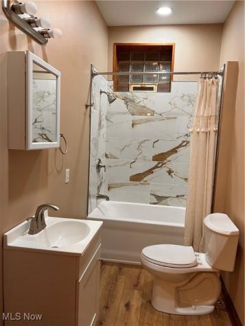 44993 Crestview Road Columbiana OH 44408