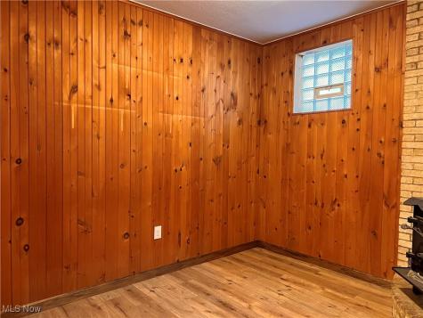 44993 Crestview Road Columbiana OH 44408