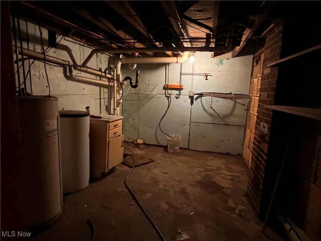 44993 Crestview Road Columbiana OH 44408