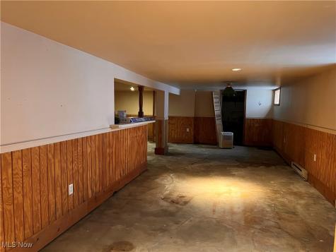 44993 Crestview Road Columbiana OH 44408