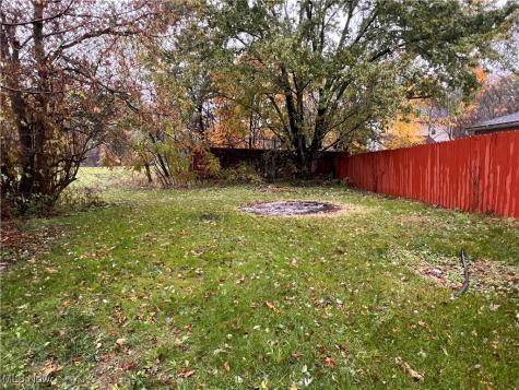 44993 Crestview Road Columbiana OH 44408