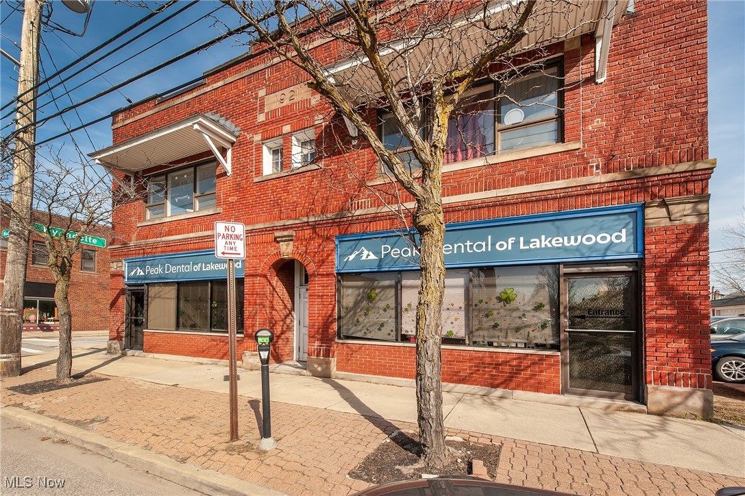 13614 Madison Avenue Lakewood OH 44107