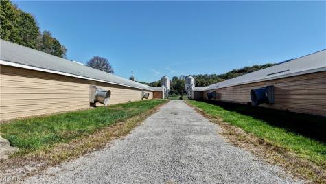 Malibu Road NE Minerva OH 44657