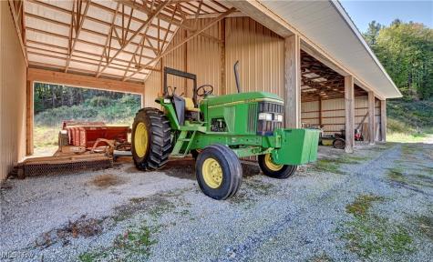 Malibu Road NE Minerva OH 44657