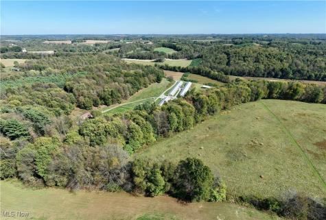 Malibu Road NE Minerva OH 44657