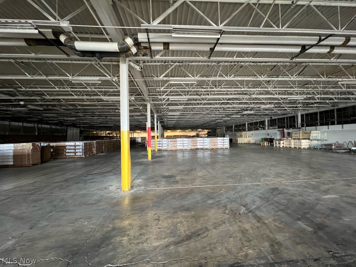 821 Clark Street Conneaut OH 44030